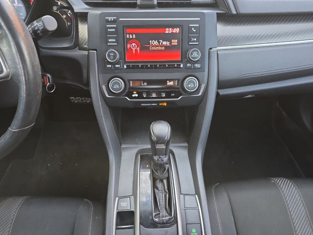 2018 Honda Civic Image 10