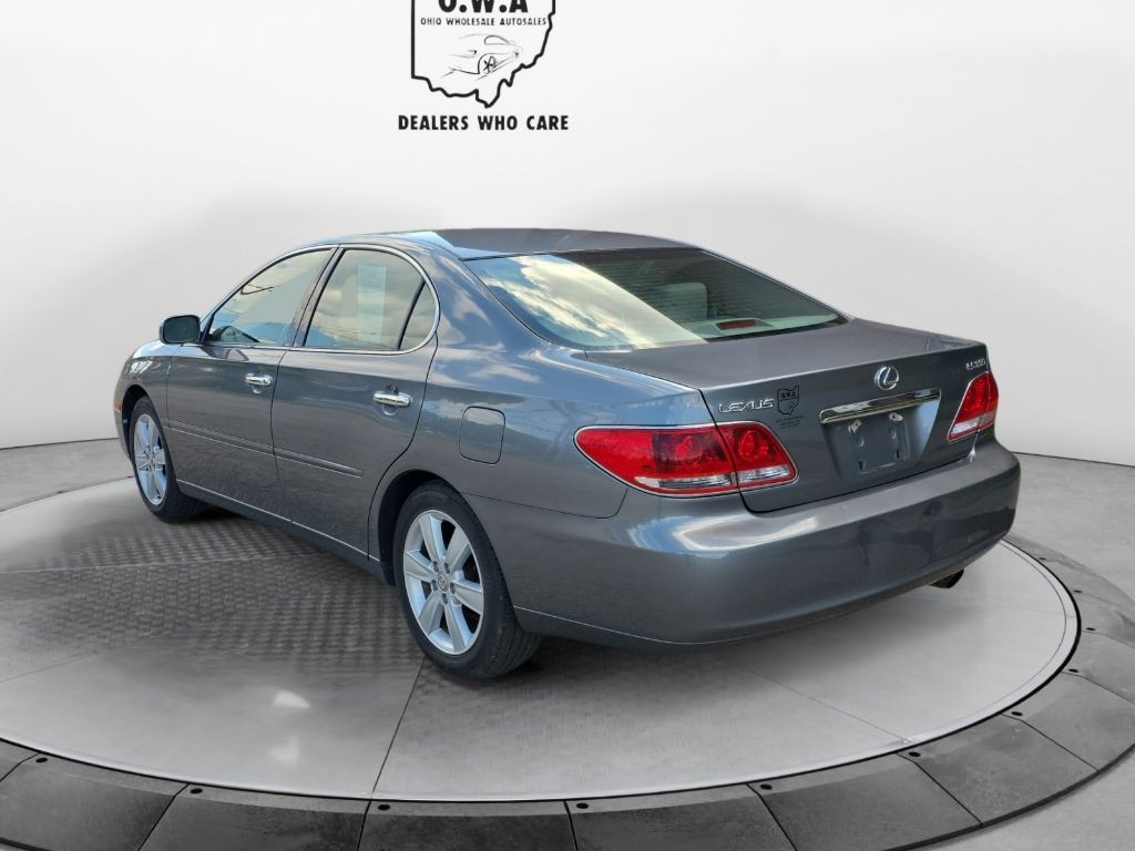 2005 Lexus ES Image 3