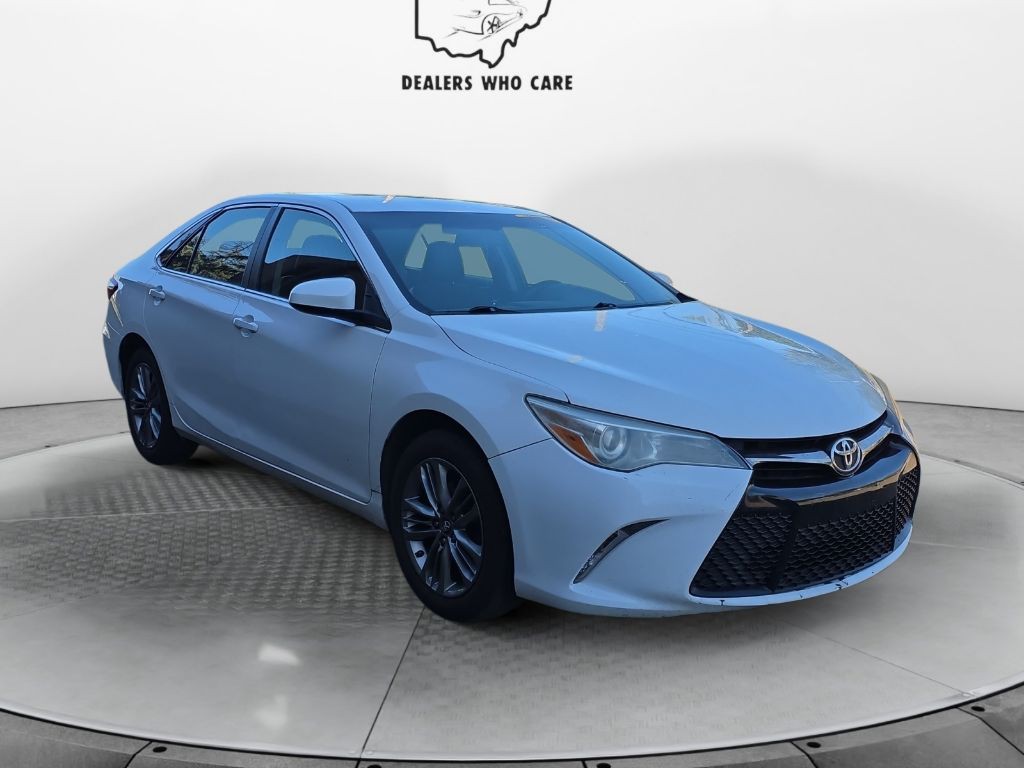2017 Toyota Camry Image 7