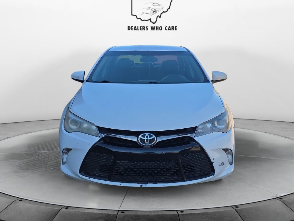 2017 Toyota Camry Image 8
