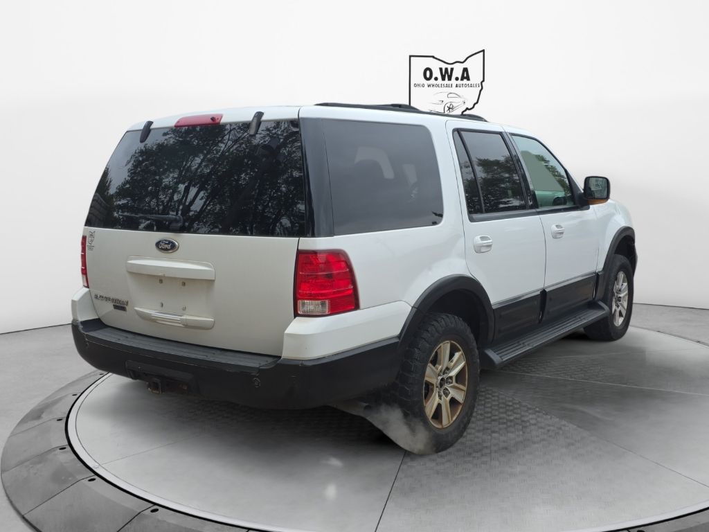 2003 Ford Expedition Image 5