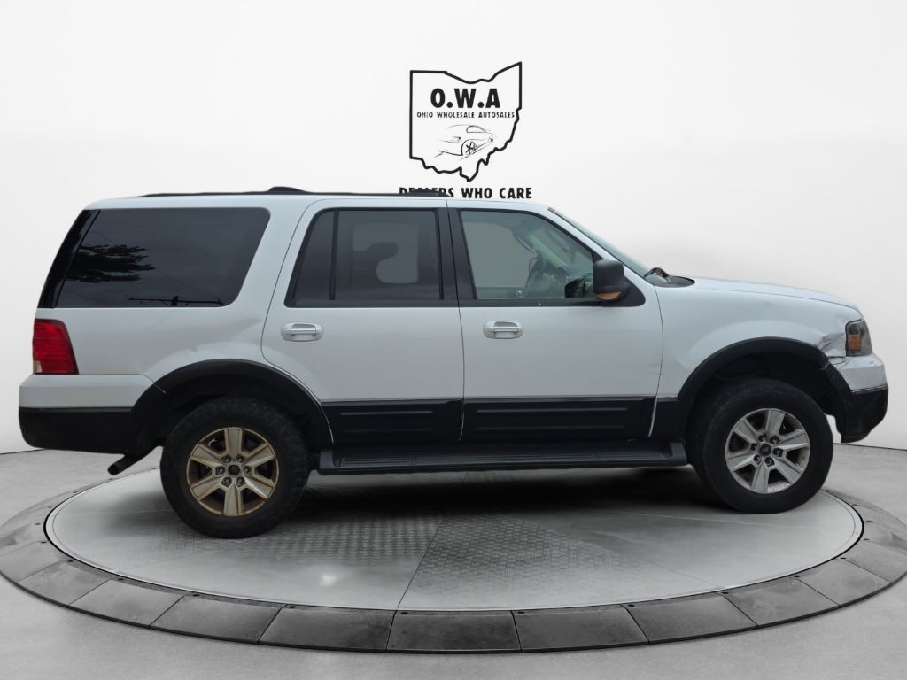 2003 Ford Expedition Image 7