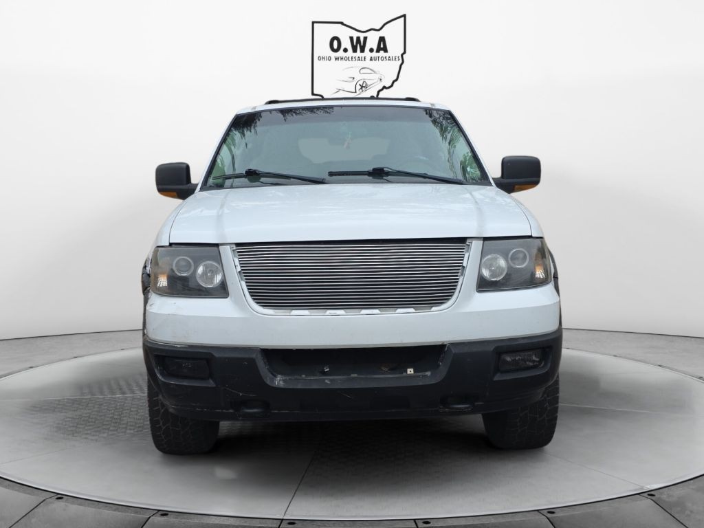 2003 Ford Expedition Image 8