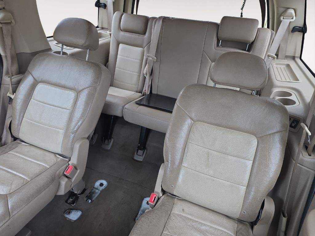 2003 Ford Expedition Image 12