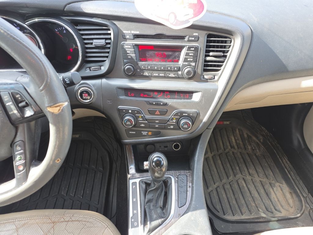 2012 Kia Optima Image 10