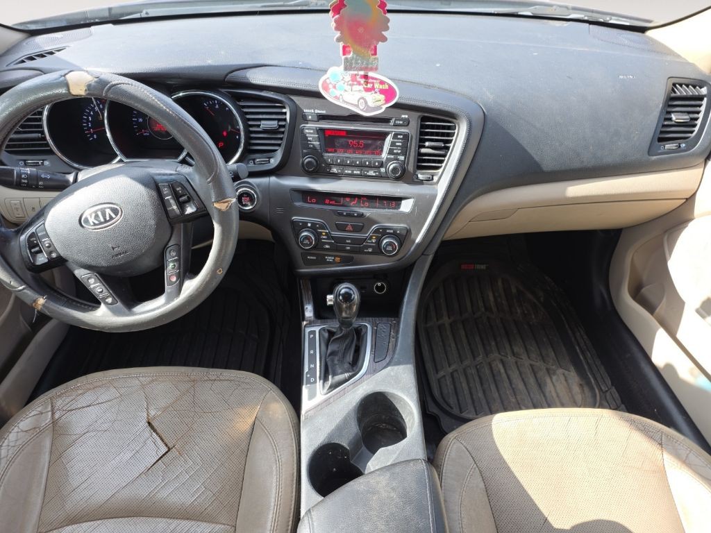 2012 Kia Optima Image 11
