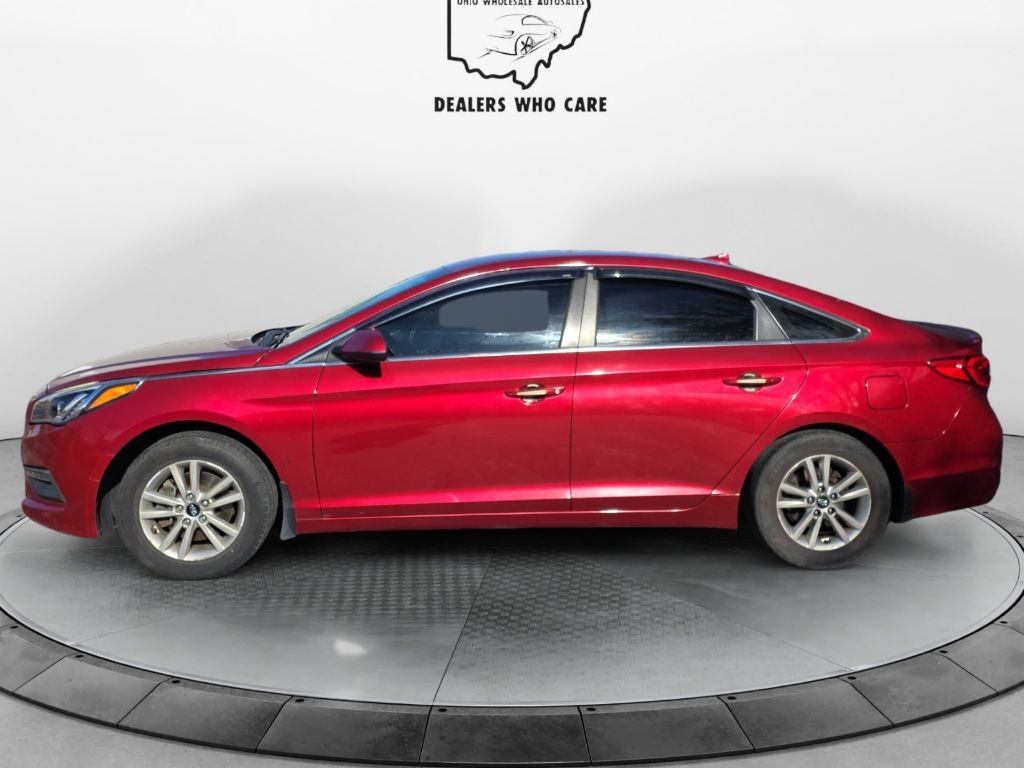 2015 Hyundai Sonata Image 2