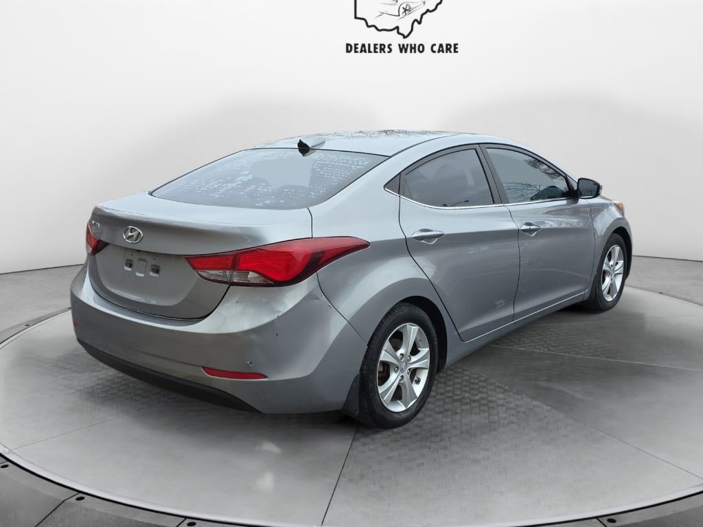 2016 Hyundai Elantra Image 5