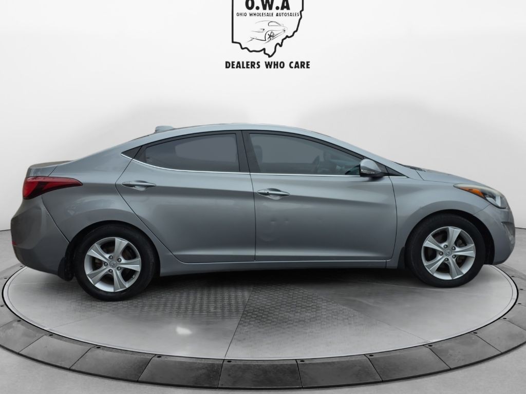 2016 Hyundai Elantra Image 6