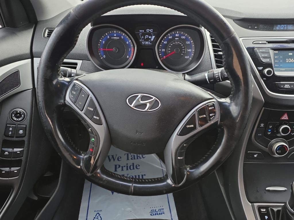2016 Hyundai Elantra Image 11