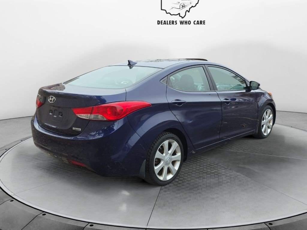 2013 Hyundai Elantra Image 5