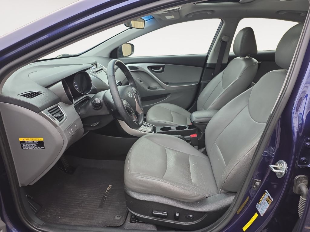 2013 Hyundai Elantra Image 9