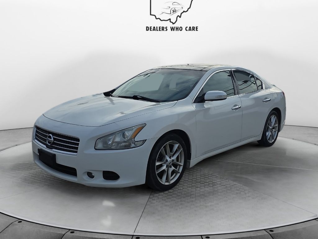 2011 Nissan Maxima Image 1