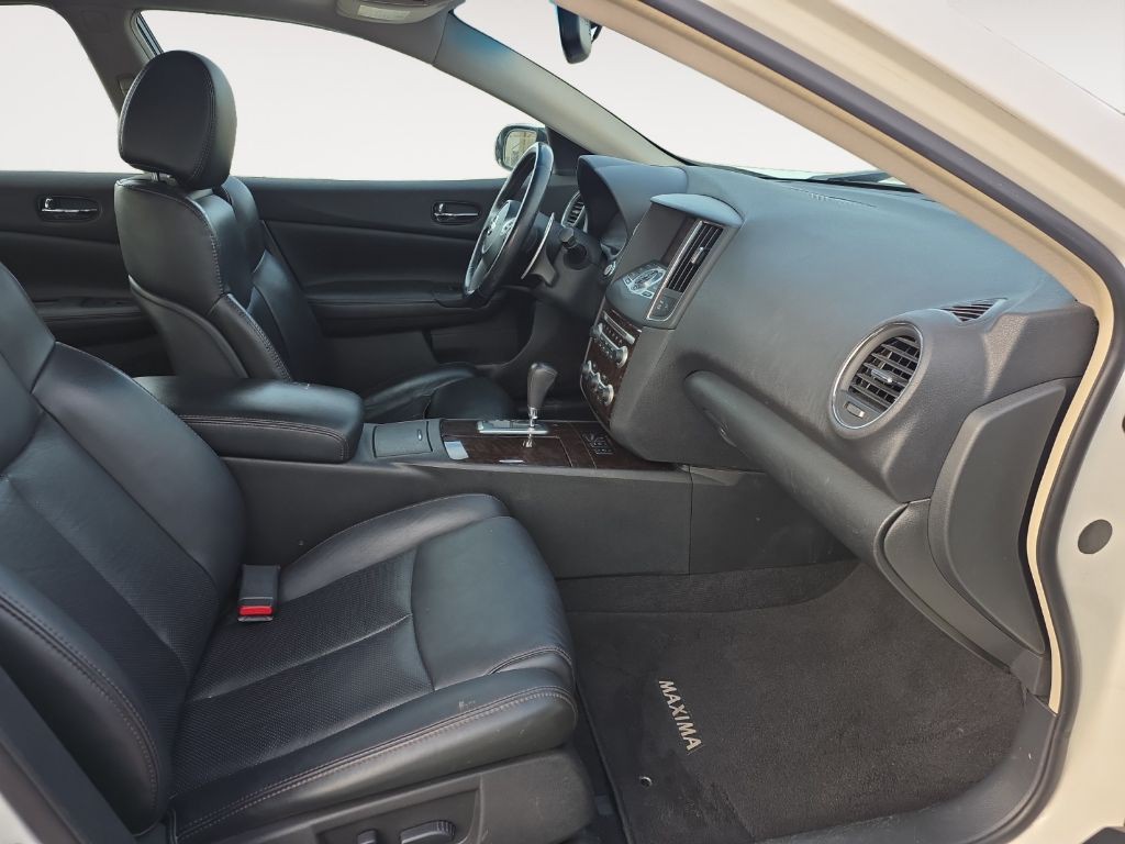 2011 Nissan Maxima Image 13