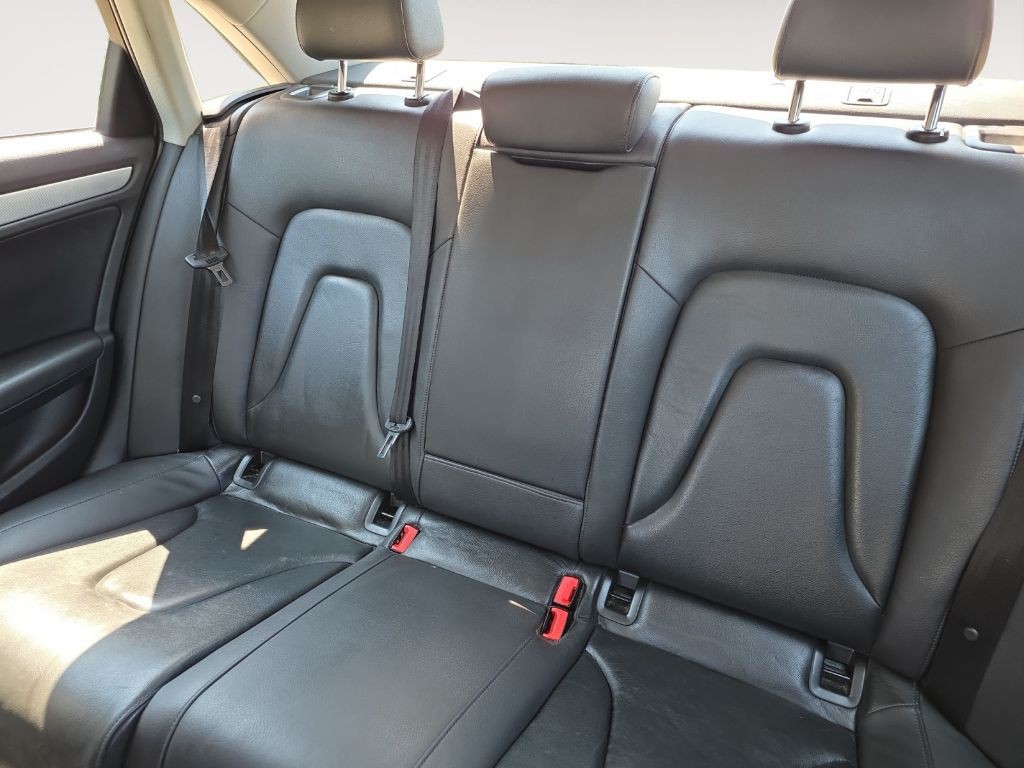 2015 Audi A4 Image 13