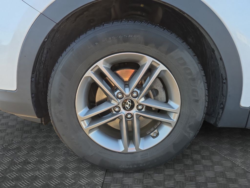 2017 Hyundai Santa Fe Sport Image 14