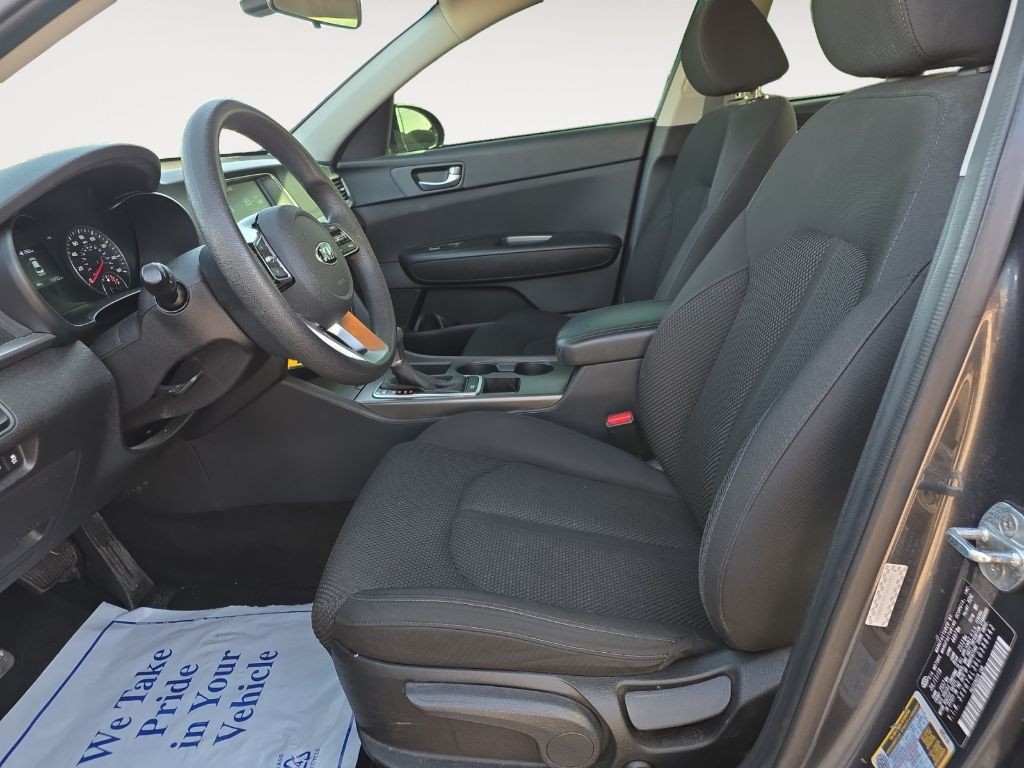 2020 Kia Optima Image 12