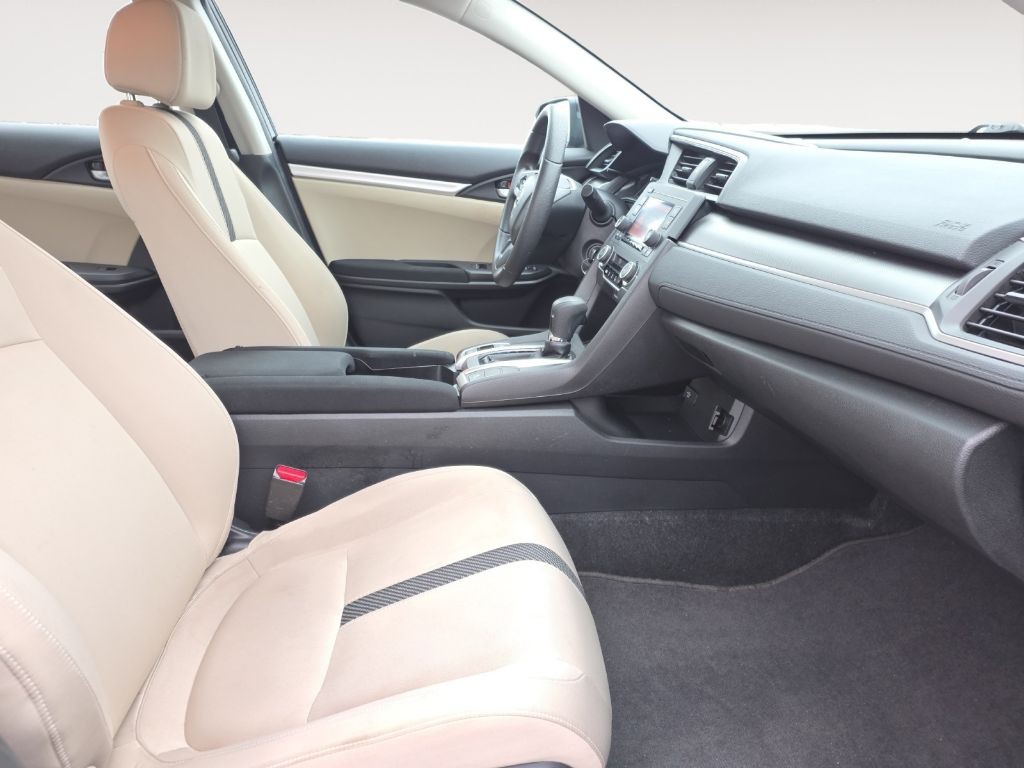 2016 Honda Civic Image 13