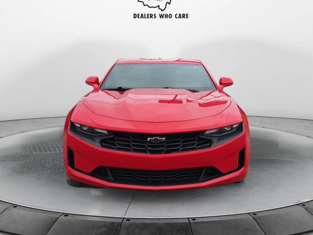 2020 Chevrolet Camaro Image 2