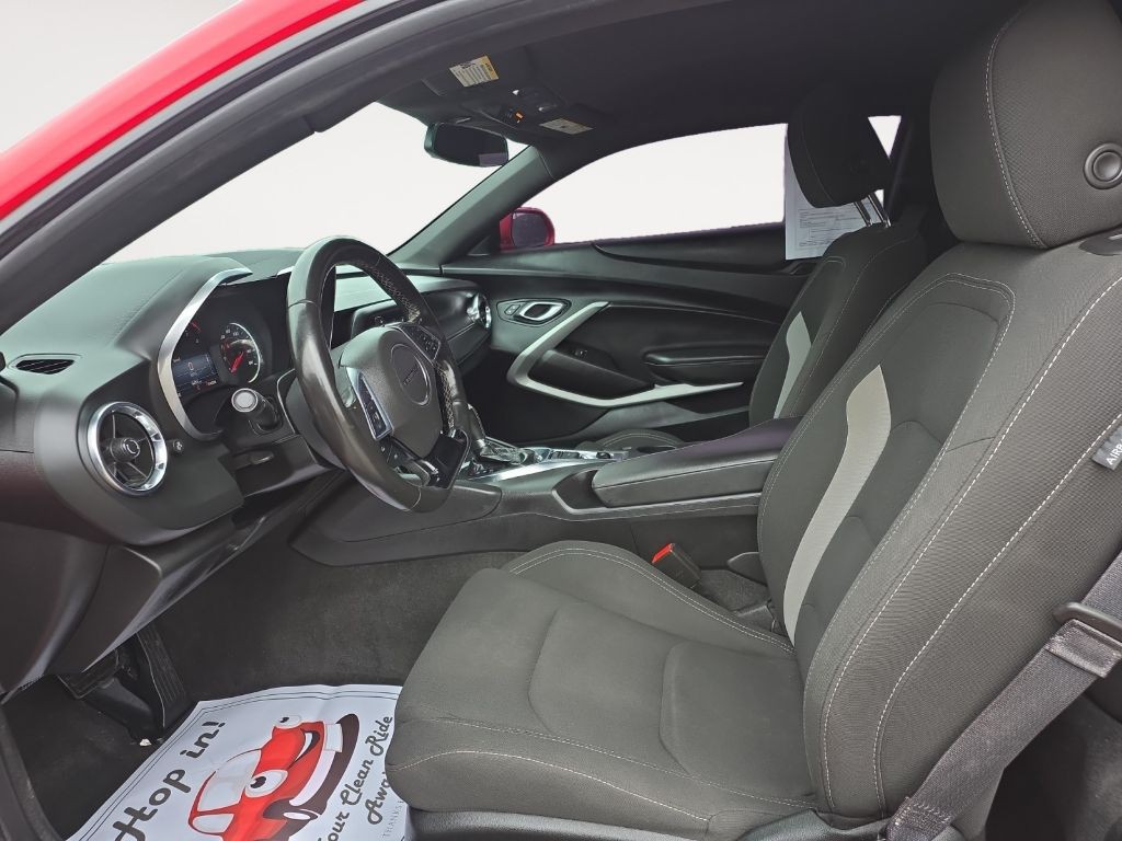 2020 Chevrolet Camaro Image 12