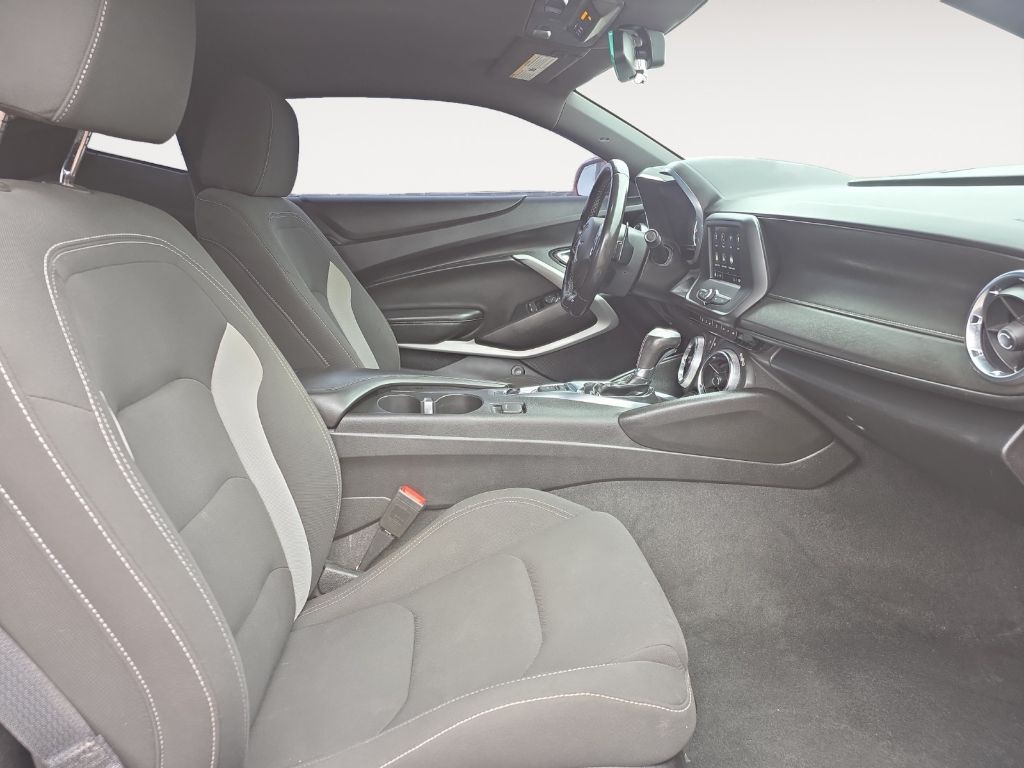 2020 Chevrolet Camaro Image 15
