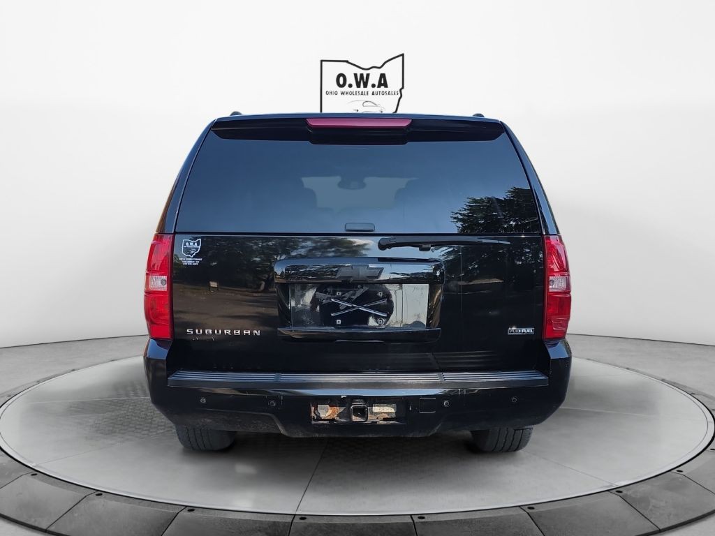 2007 Chevrolet Suburban Image 4
