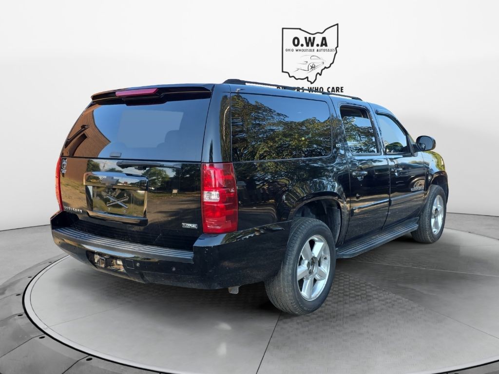 2007 Chevrolet Suburban Image 5