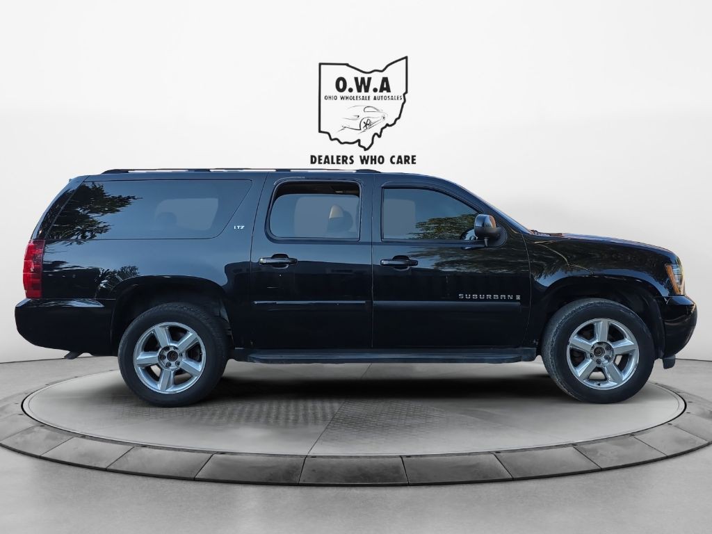 2007 Chevrolet Suburban Image 6