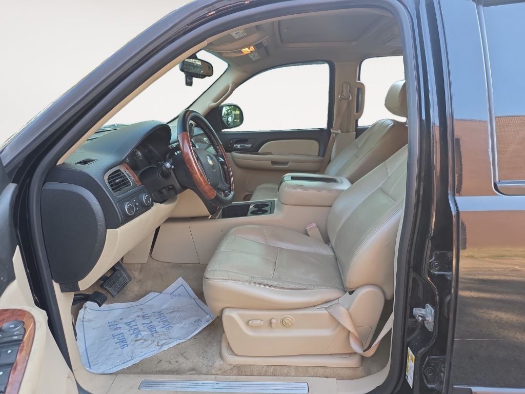 2007 Chevrolet Suburban Image 9