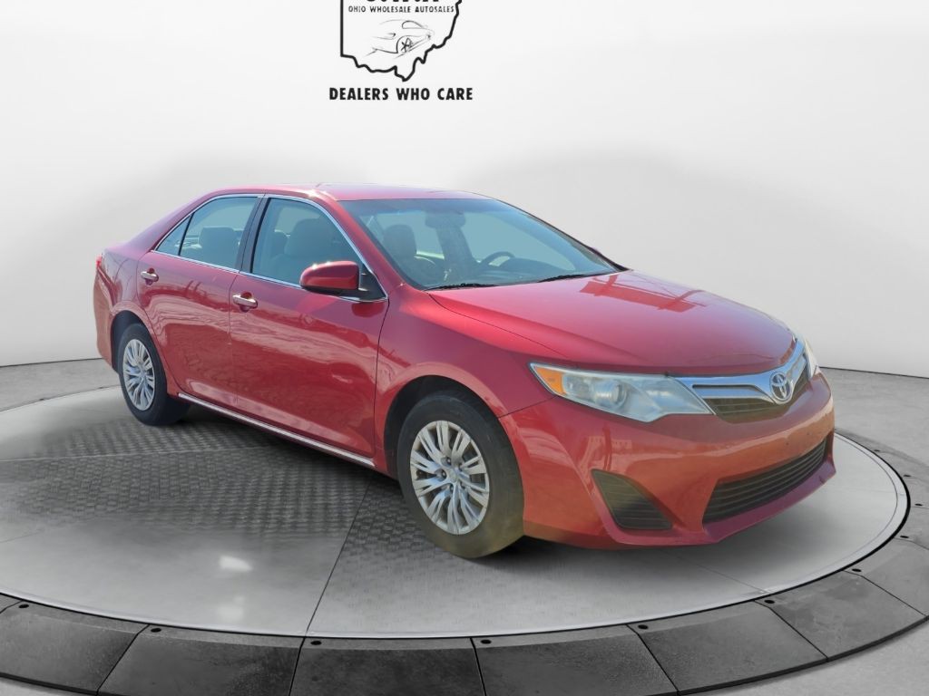 2012 Toyota Camry Image 1