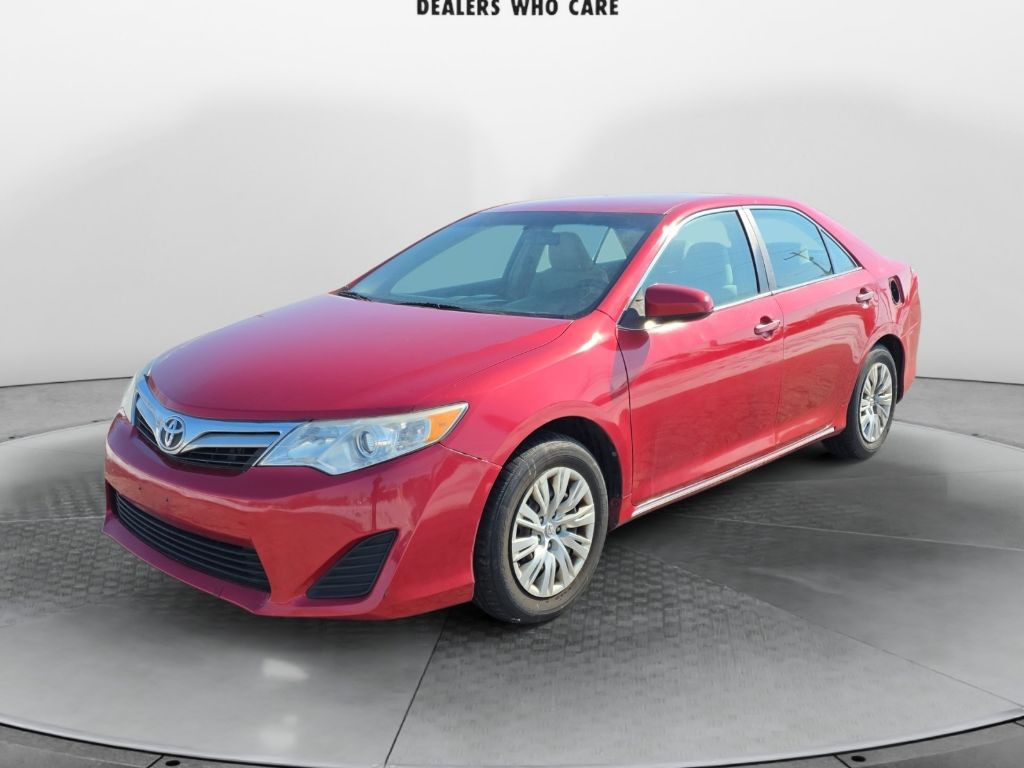 2012 Toyota Camry Image 3