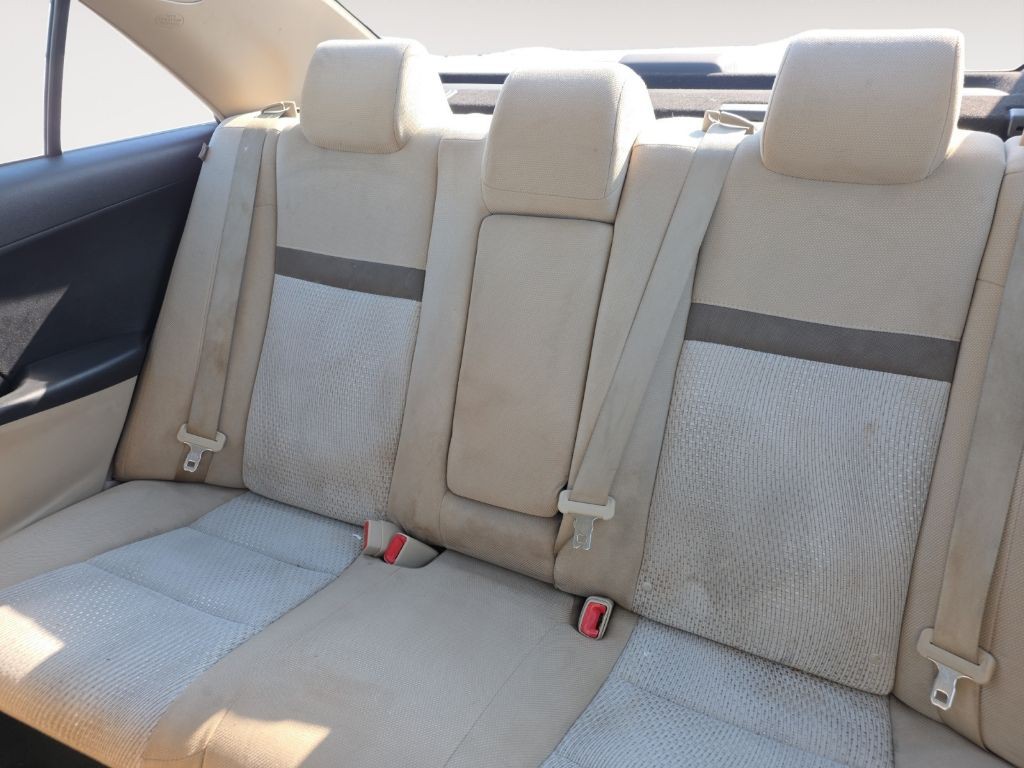 2012 Toyota Camry Image 14