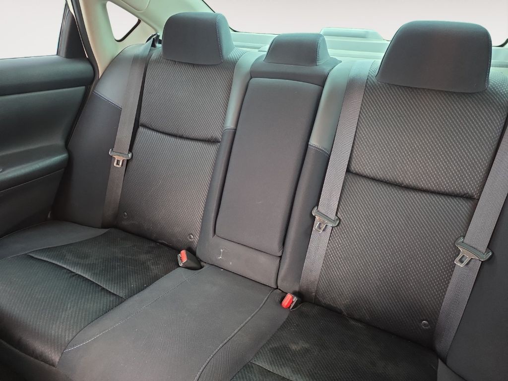 2016 Nissan Altima Image 14