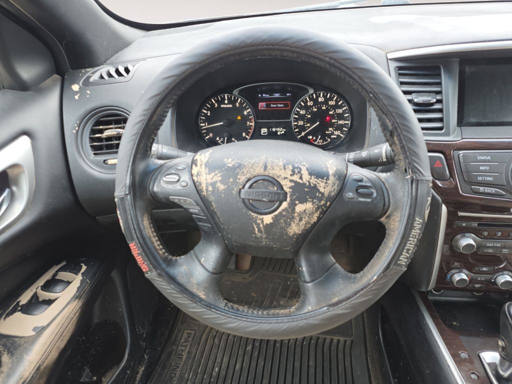 2014 Nissan Pathfinder Image 12