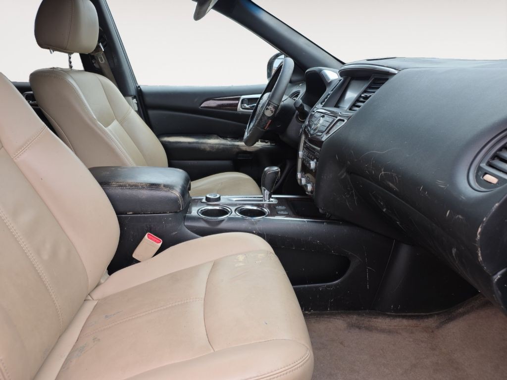 2014 Nissan Pathfinder Image 15