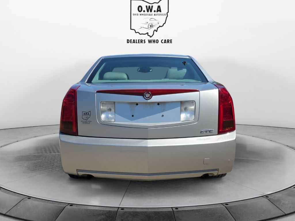 2004 Cadillac CTS Image 4