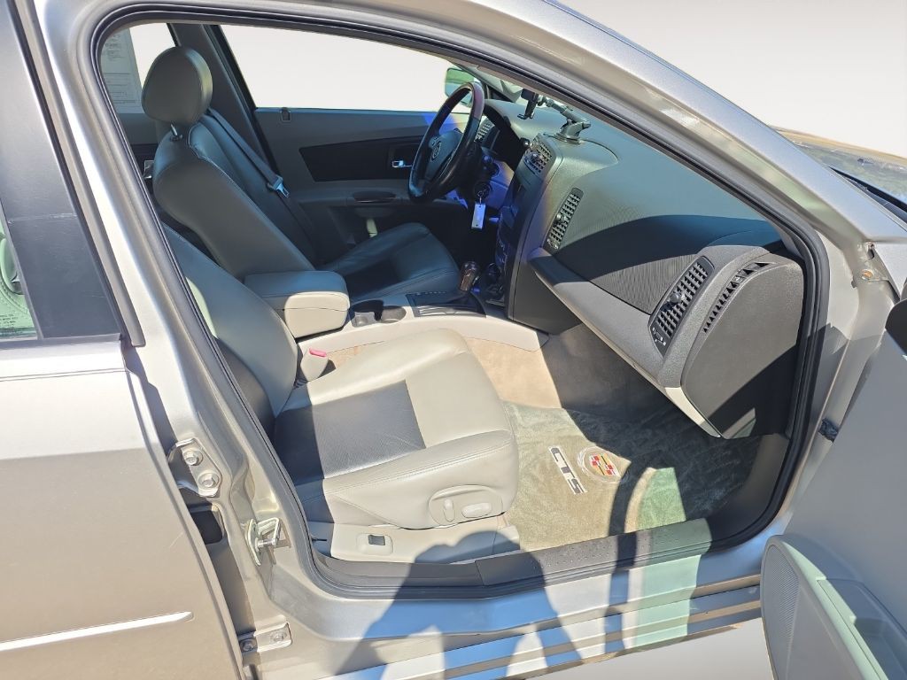 2004 Cadillac CTS Image 15