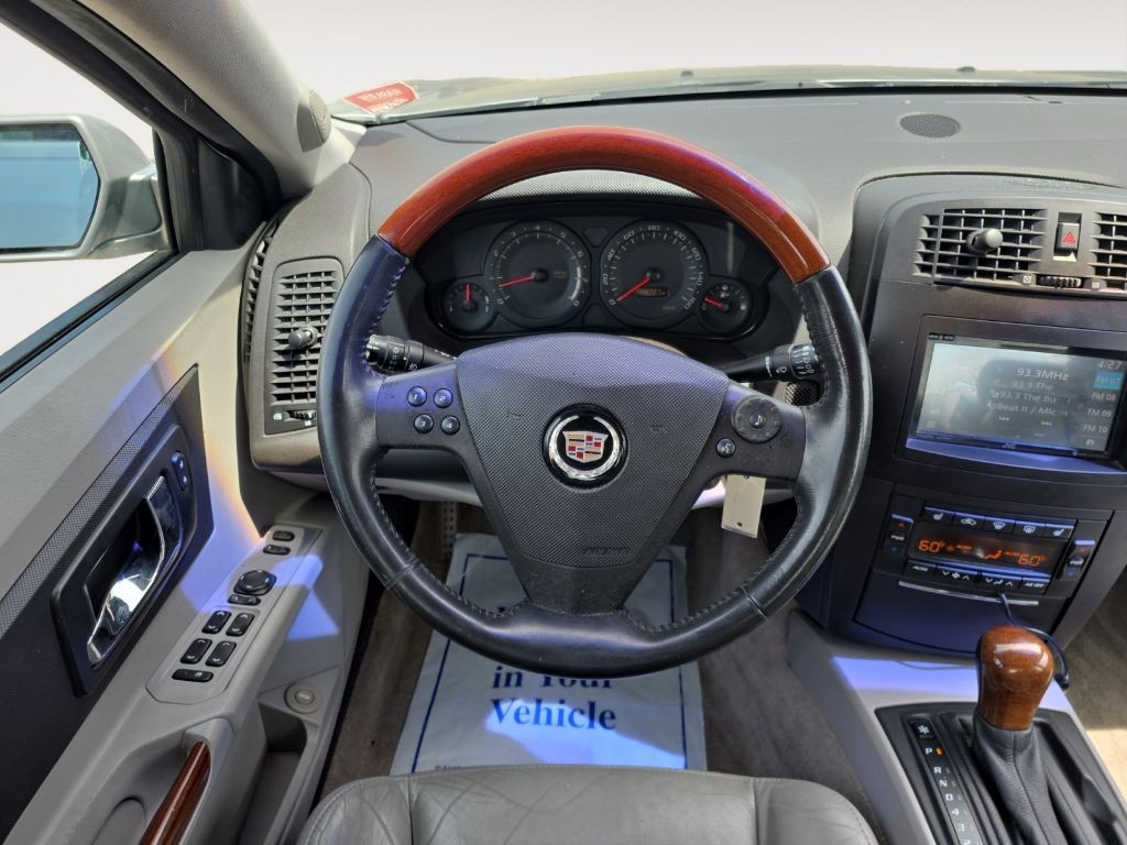 2004 Cadillac CTS Image 12