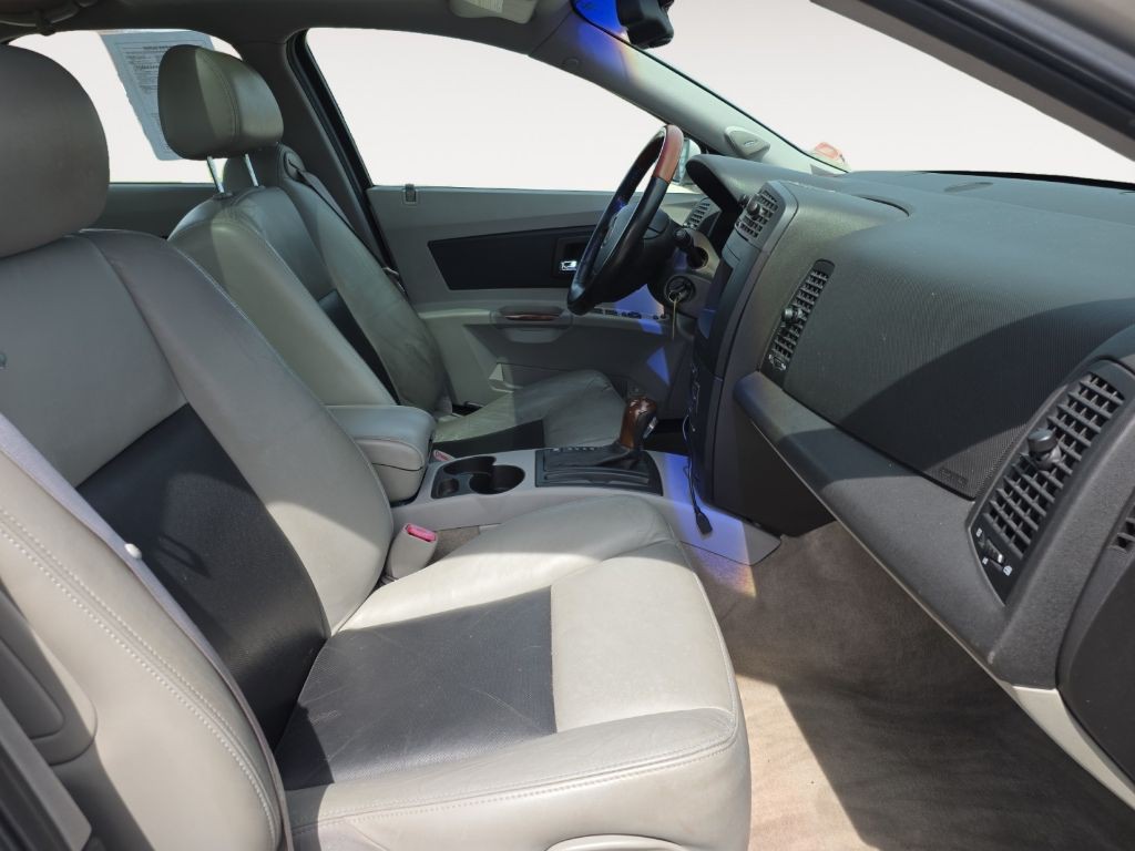 2004 Cadillac CTS Image 15