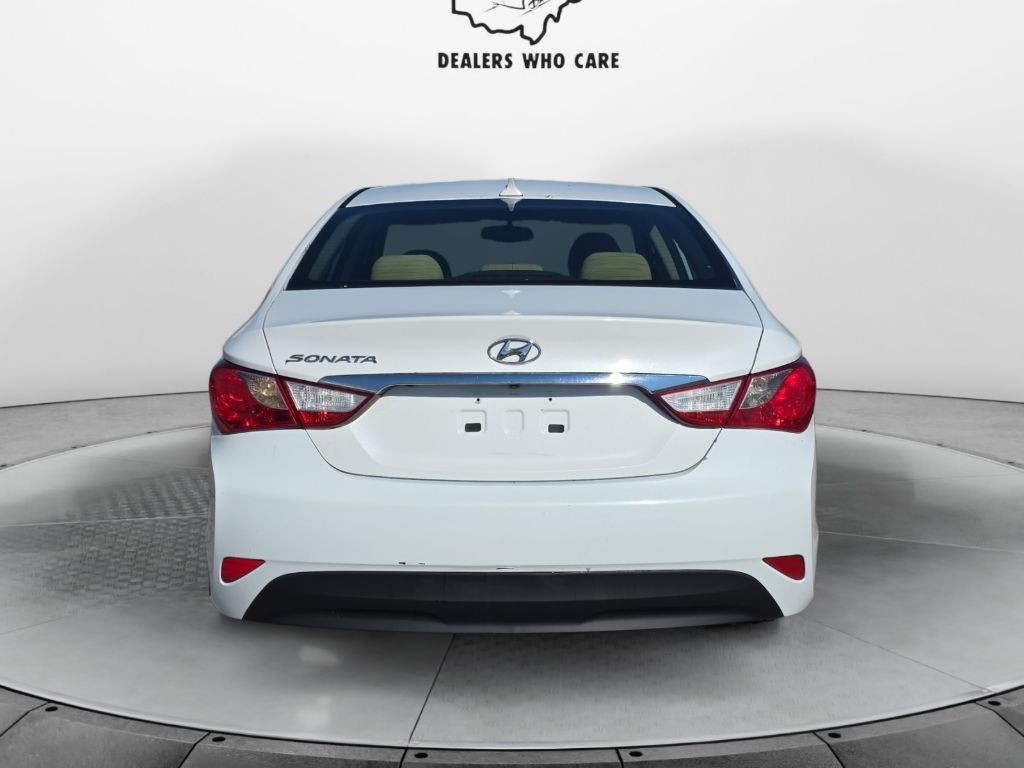 2014 Hyundai Sonata Image 6