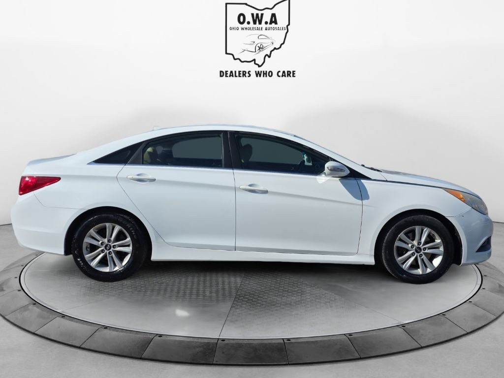 2014 Hyundai Sonata Image 8