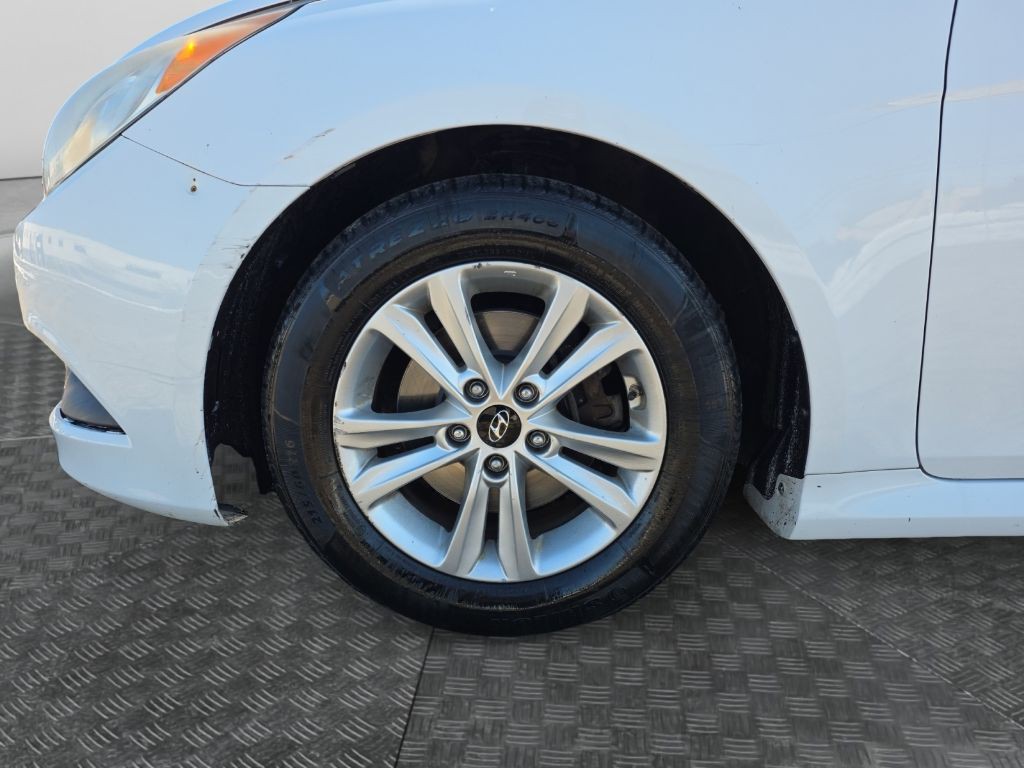 2014 Hyundai Sonata Image 9