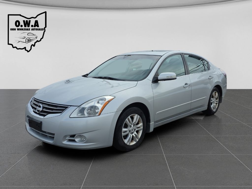 2010 Nissan Altima Image 3