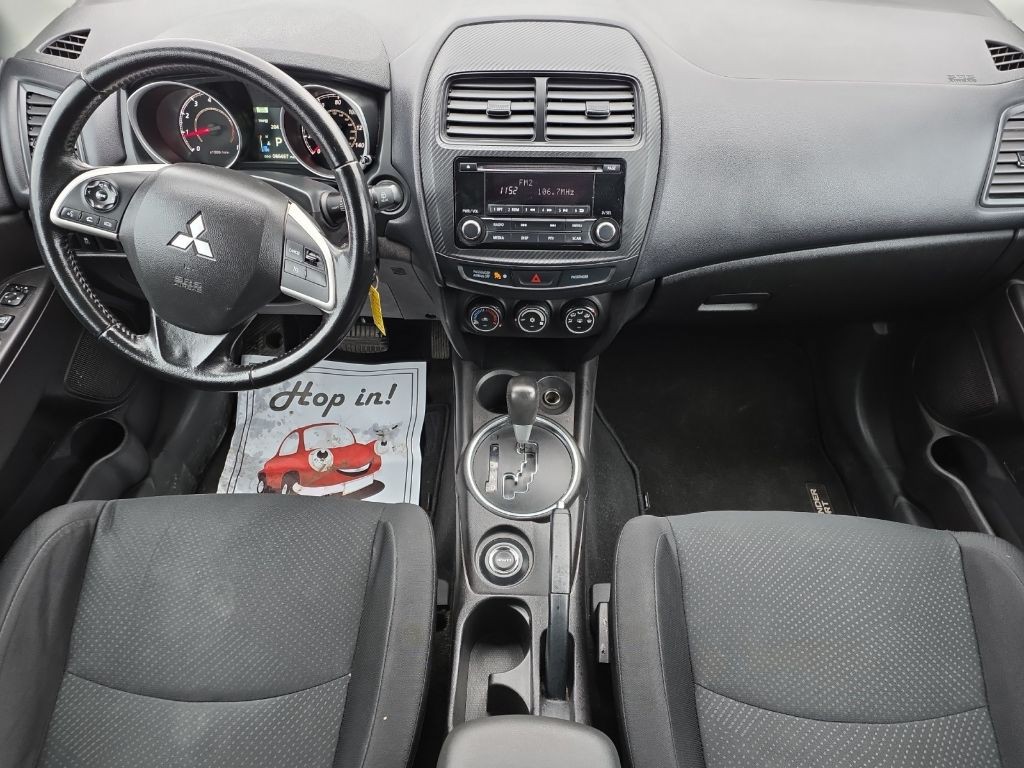 2015 Mitsubishi Outlander Image 12