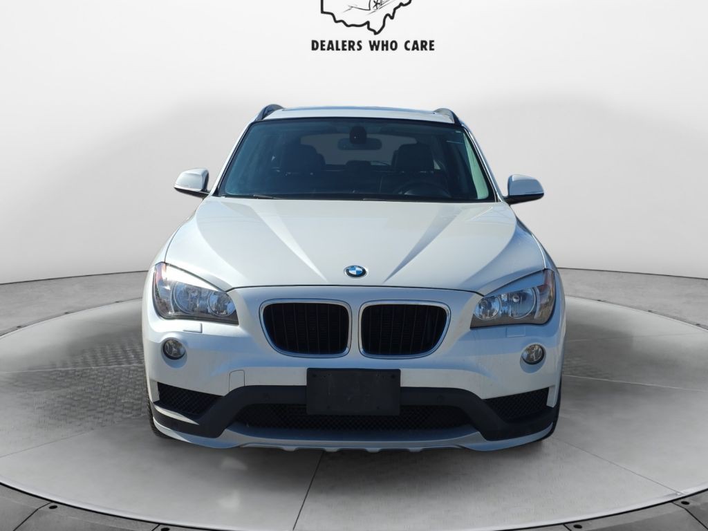 2015 BMW X1 Image 2