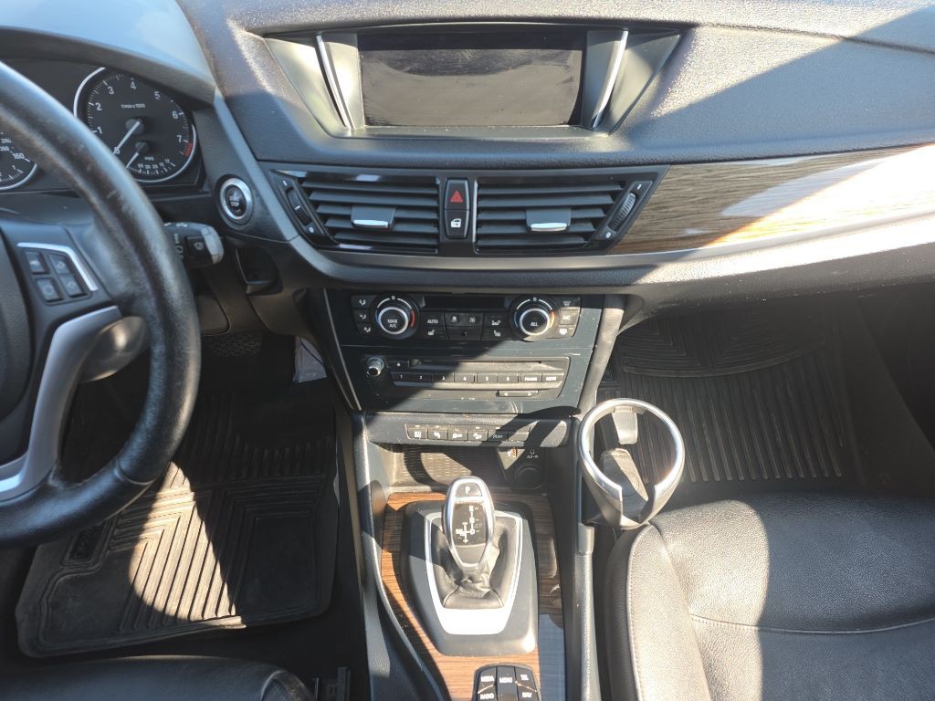 2015 BMW X1 Image 11