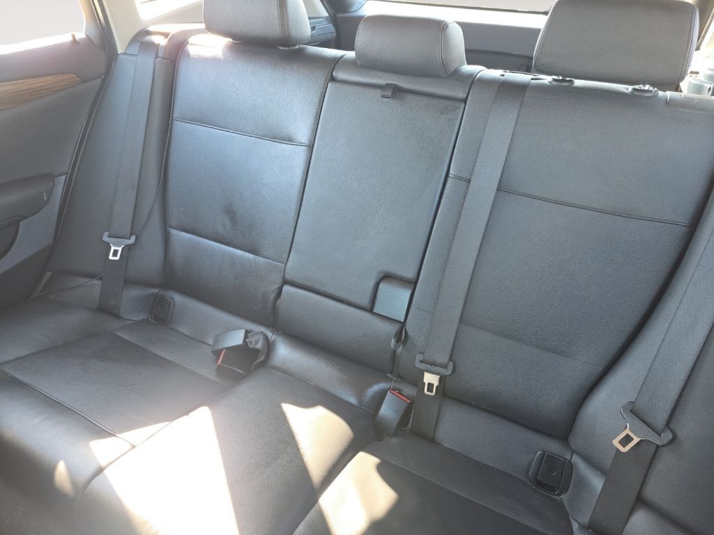 2015 BMW X1 Image 14