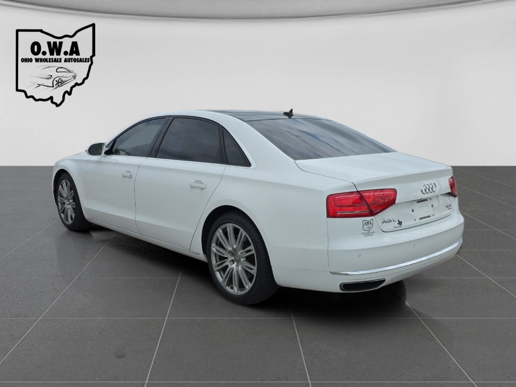 2013 Audi A8 Image 3