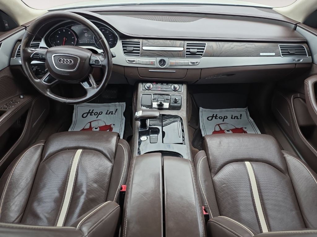 2013 Audi A8 Image 10
