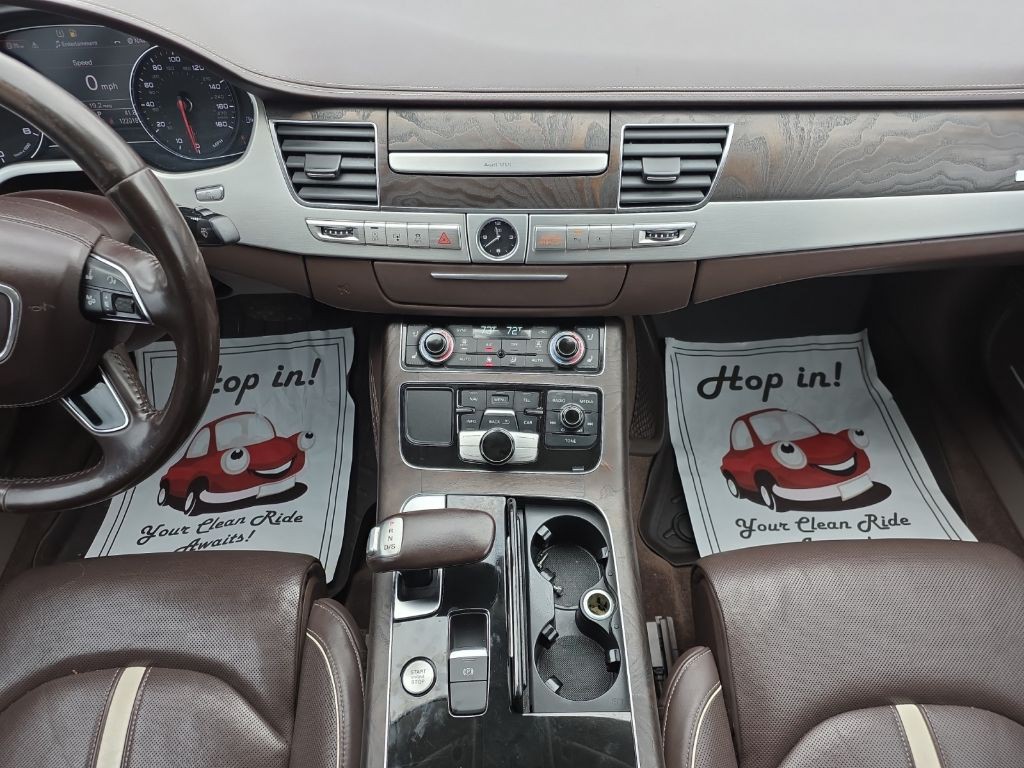 2013 Audi A8 Image 10